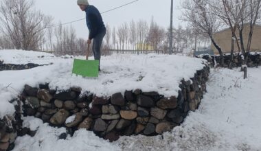 Diyadin’de taşımalı eğitim gören öğrenciler için okullar tatil