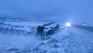 Ağrı’da tipide  yolcu otobüsü devrildi; 6 kişi yaralandı