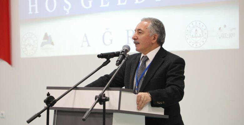 Karabulut, “Türkiye Yüzyılında birinci önceliğimizin ‘eğitim’”