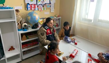 Jandarmadan İlkokul Öğrencilerine ‘Mahremiyet’ Eğitimi