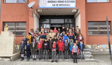 İlk ve Ortaokul Öğrencilerine Jandarmayı tanıtıyorlar