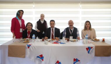 AİÇÜ’de “Küresel Kadın Kahvaltıları Bilimde Çeşitliliği Katalizlemek” Etkinliği Düzenlendi