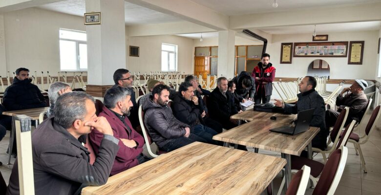 Serin Ve Sıcak İklim Bitkilerinin Yetiştirilmesi Konusunda Eğitim Verildi