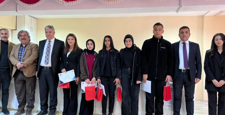 Ağrı’da ‘Kutadgu Bilig’ Paneli Düzenlendi