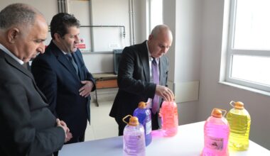 Ağrı Valisi Koç, TOBB Mesleki ve Teknik Anadolu Lisesini ziyaret etti