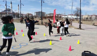 Ağrı’da “Sosyal Medyadan Sosyal Meydana ” Projesine Yoğun İlgi