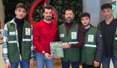 Yeşilay Gönüllüleri Esnafı Ziyaret Etti