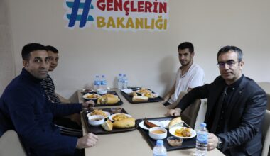 Fedai Din Öğrencilerle İftar Sofrasında Bir Araya Geldi