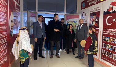 Kaymakam Ali Yıldırım Mevlana İlkokulu Öğrencileriyle Birlikte İftar Açtı