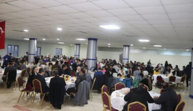 Taşlıçay Belediyesi’nden Öğretmenlere İftar Şöleni