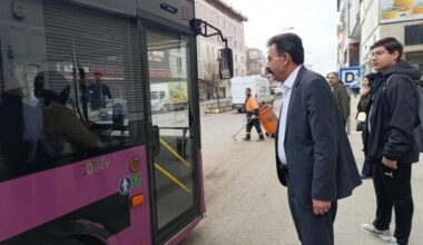 Ağrı Belediye Eş Başkanı Memet Akkuş Mesaiye Dolmuşla Gitti