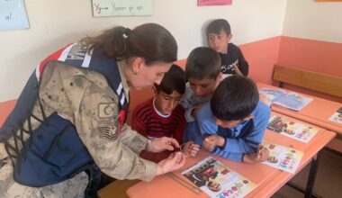 Ağrı’da Jandarmadan İlkokul Öğrencilerine ‘Mahremiyet’ Eğitimi