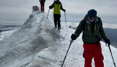 Dağcılar, Ağrı Dağında Kayak Yaptı