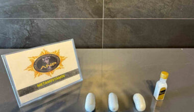 Polis Uyuşturucuya Geçit Vermiyor