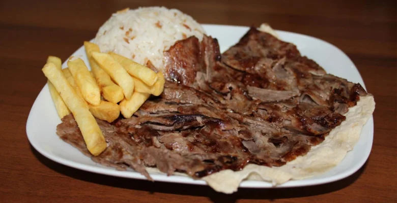 Türkiye’nin “Milli Yiyeceği” Sayılan Et Döner Fiyatları Cep Yakıyor