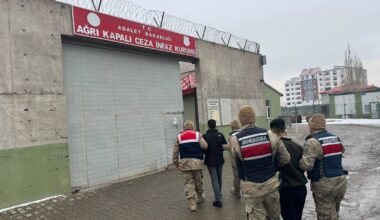 Ağrı İl Jandarma Ekipleri Firarileri Yakaladı