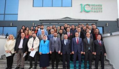 AİÇÜ’de Bilim Şenliği ve Söyleşiler Büyük İlgi Gördü