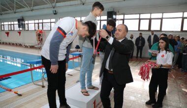 Ağrı’da Yüzme İl Birinciliği Müsabakaları Tamamlandı