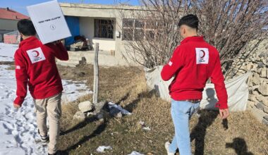 Kızılay Ağrı Şubesi’nden Köylere Yardım Eli