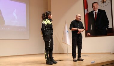 Ağrı Emniyet Müdürlüğü “Stres Yönetimi ve Öfke Kontrolü” Seminer Düzenledi