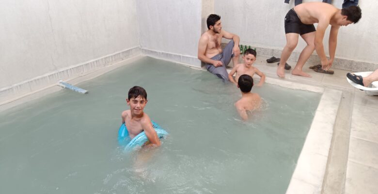 Diyadin’de -20 Derecede Kaplıca Keyfi