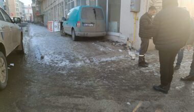 Ağrı’da Maddi Hasarlı Trafik Kazası: Faciadan Dönüldü