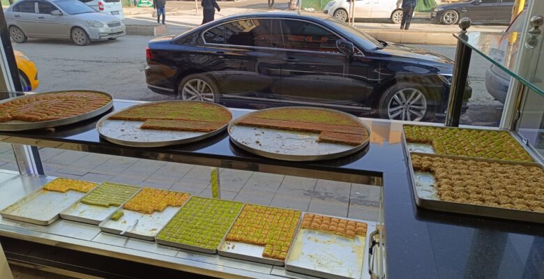 Ağrılıların Tatlı Tercihi: Fıstıklı Baklava