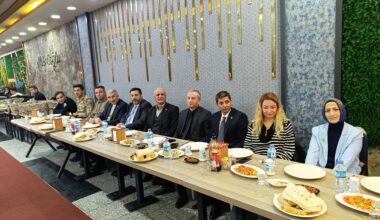 Ağrı’da Aday Öğretmenler İçin Tanışma ve Kaynaşma Yemeği Düzenlendi