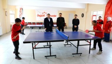 Ağrı Gençlik ve Spor İl Müdürü Ahmet Çelebi, Hamur Gençlik Merkezini Ziyaret Etti