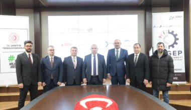 “Yamaç Paraşütü ile Ağrı’yı Keşfet Projesi” Protokolü İmzalandı