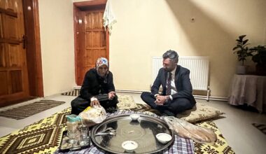 Başkan Yıldız İftar’da Halime Teyze’nin Misafiri Oldu